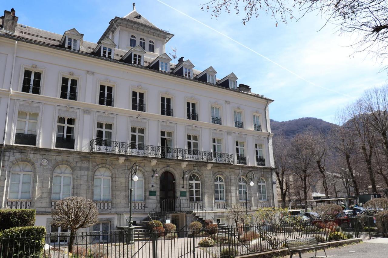 Appartamento Le Palais D'Etigny Bagnères-de-Luchon Esterno foto